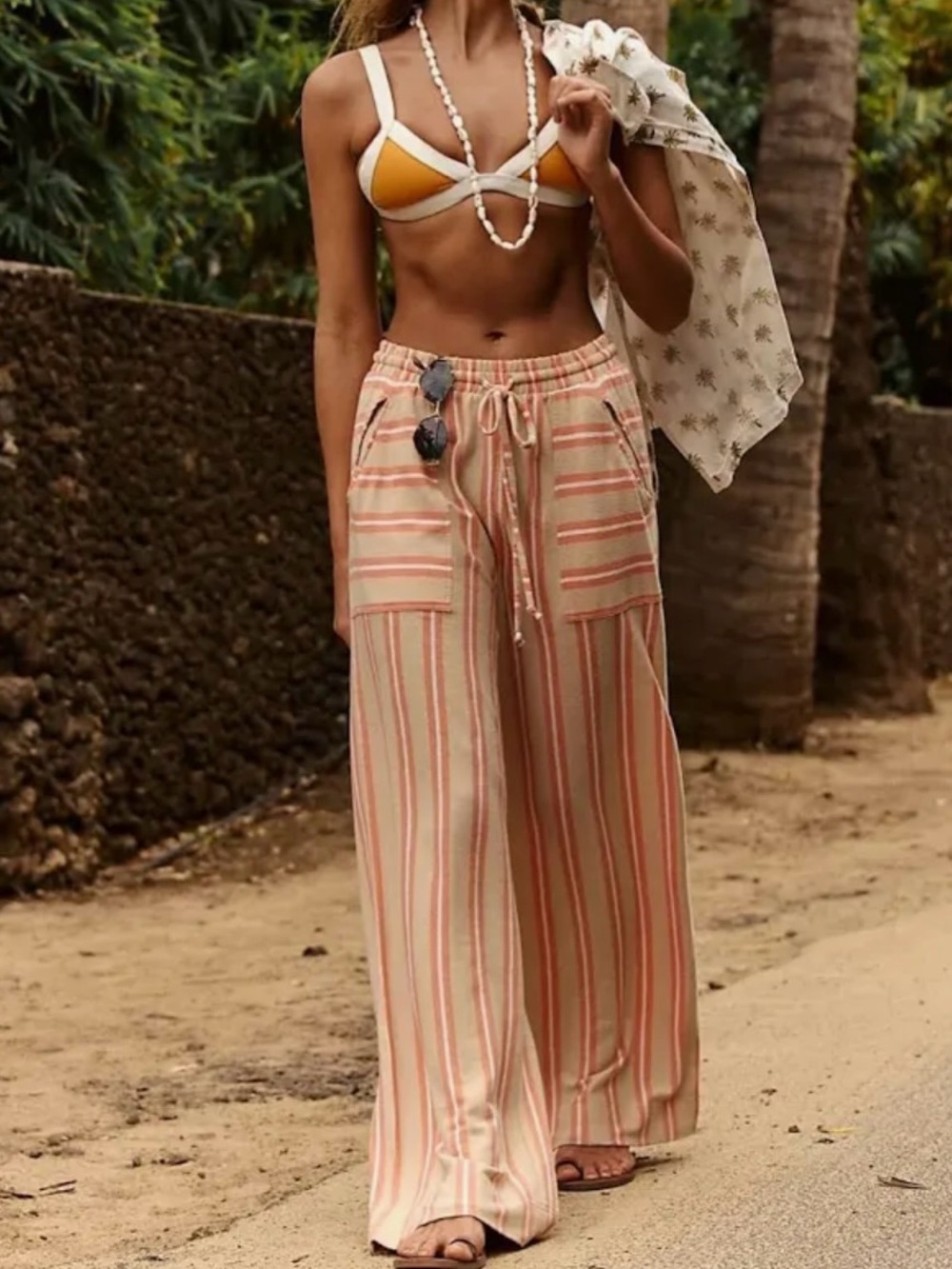 Free People Dana Pants Size Medium RT $70